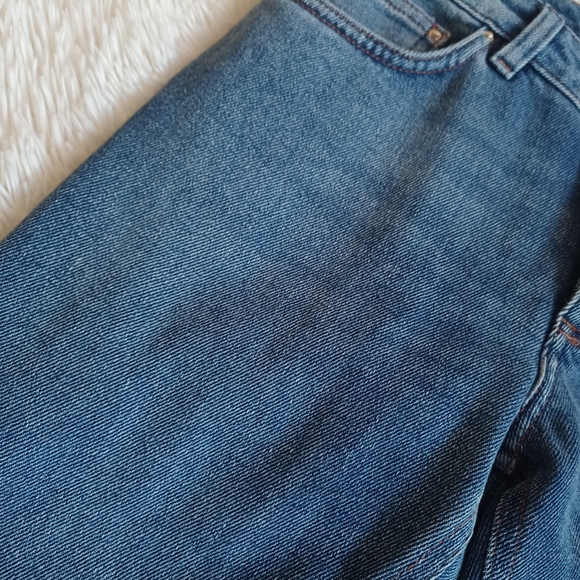 NWT Toteme Straight Leg Denim Mid Blue Wash Jeans 25/32. Inseam 26" - Picture 3 of 11